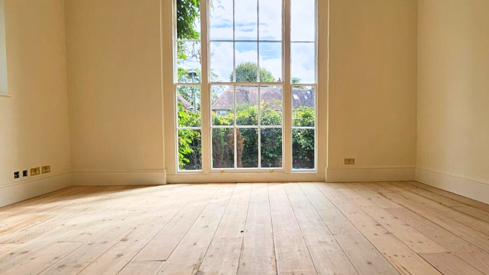 Vassall Road - Georgian townhouse with preserved original floorboards